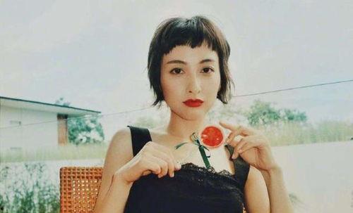 明星吃瓜张丽颖视频,揭秘明星的私房吃瓜时光