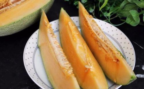 豆豆姐吃哈密瓜视频,豆豆姐畅享哈密瓜美味时光