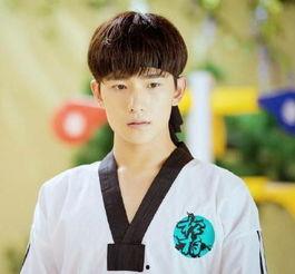 吃瓜少女杨洋视频,揭秘娱乐圈幕后故事