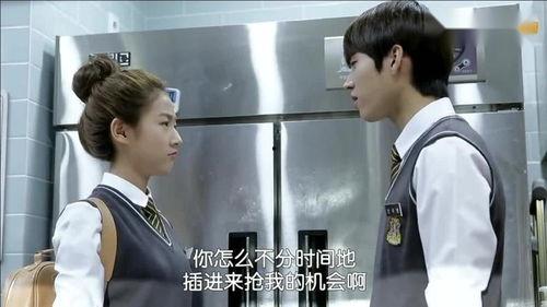 小帅哥吃瓜群众视频播放,揭秘热门视频背后的趣味故事