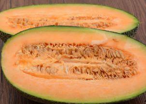 如何邀请人吃哈密瓜视频,一起共享甜蜜时光