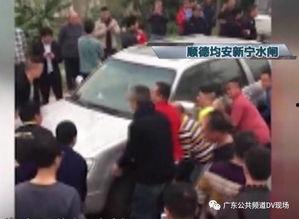 吃瓜群众合力救人视频,吃瓜群众合力演绎感人救援瞬间  第2张