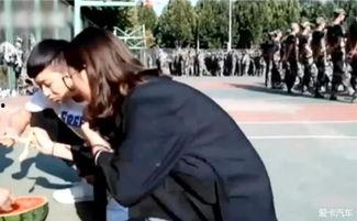 最惨的吃瓜群众视频,一场视频引发的全民热议 第2张 最惨的吃瓜群众视频,一场视频引发的全民热议 第2张