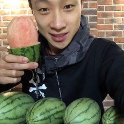 台湾角落吃瓜视频,揭秘吃瓜群众的日常趣事 第3张 台湾角落吃瓜视频,揭秘吃瓜群众的日常趣事 第3张