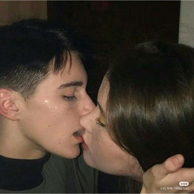 情侣亲亲别人吃瓜视频 第3张 情侣亲亲别人吃瓜视频 第3张